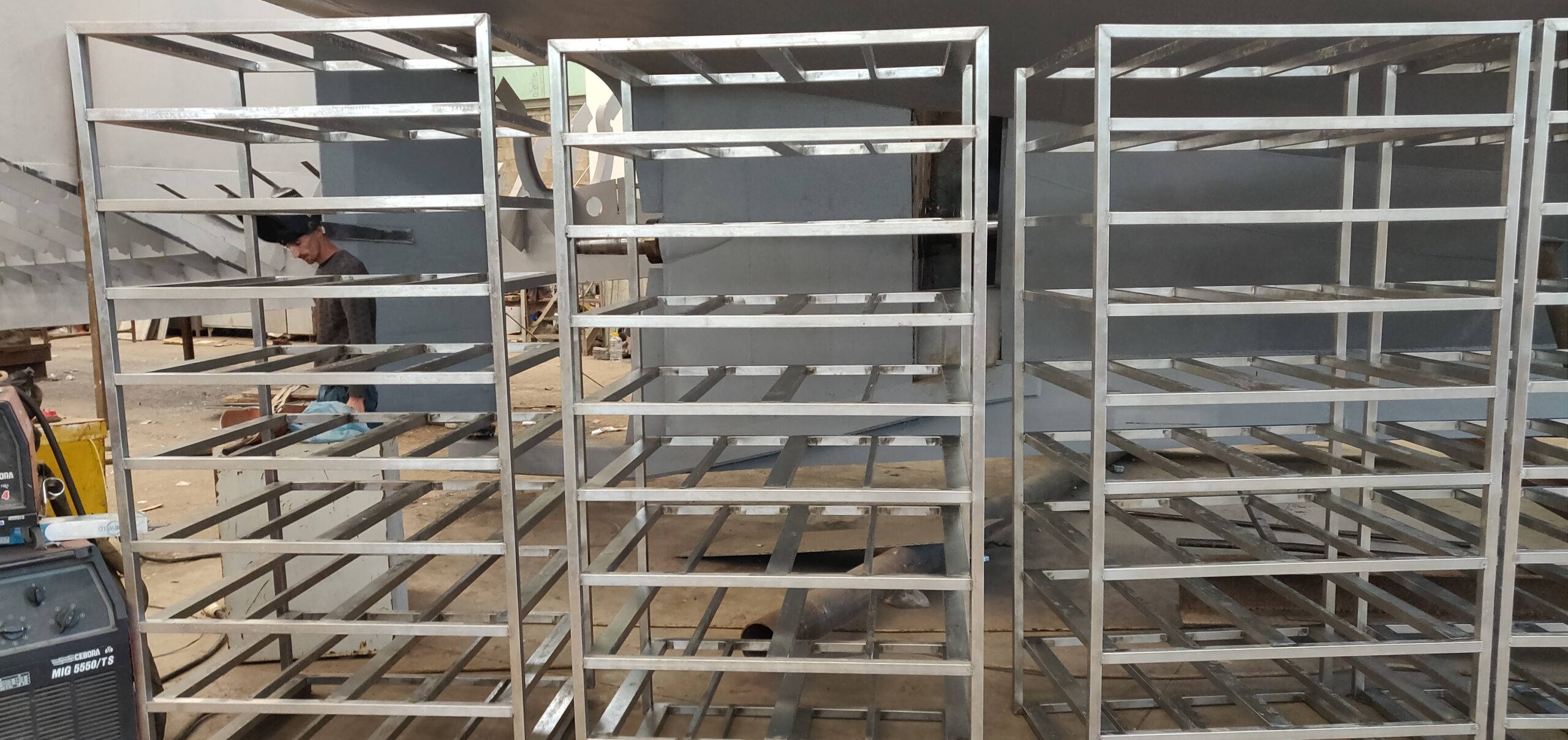 METAL CABINET